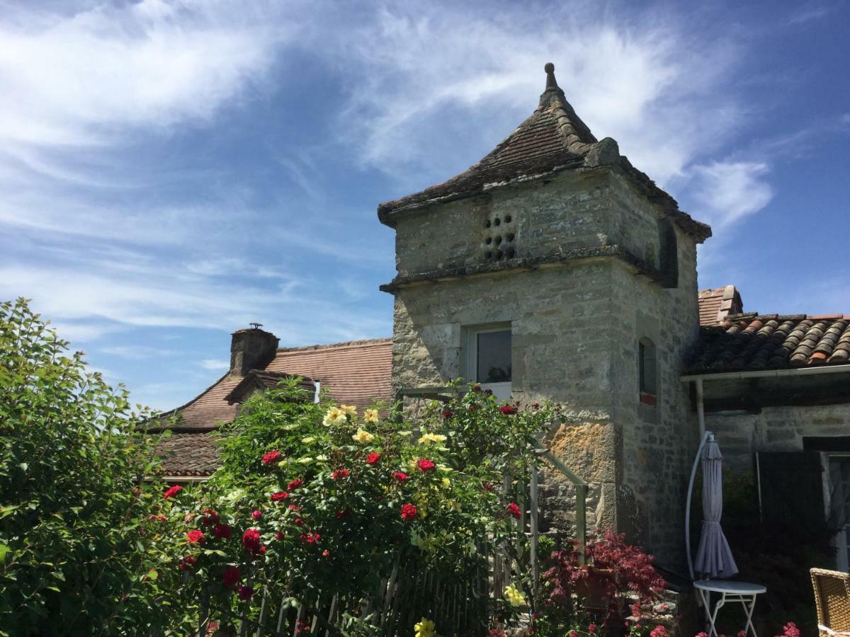Les Gites Perard Caylus エクステリア 写真